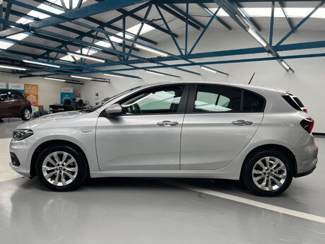 Fiat Tipo 1.4 MPI Easy Plus Euro 6 5dr 4