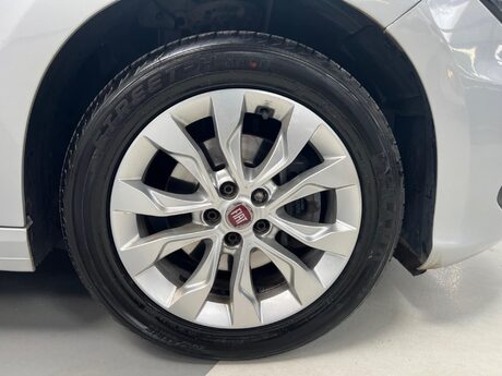 Fiat Tipo 1.4 MPI Easy Plus Euro 6 5dr 21
