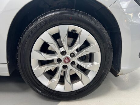 Fiat Tipo 1.4 MPI Easy Plus Euro 6 5dr 17