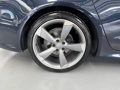 Audi A6 2.0 TDI ultra Black Edition S Tronic Euro 6 (s/s) 4dr 86