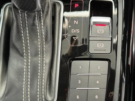Audi A6 2.0 TDI ultra Black Edition S Tronic Euro 6 (s/s) 4dr 35