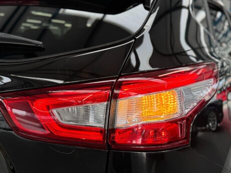 Nissan Qashqai 1.5 dCi Acenta Premium 2WD Euro 5 (s/s) 5dr 80