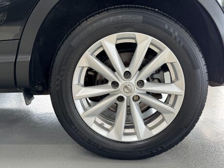 Nissan Qashqai 1.5 dCi Acenta Premium 2WD Euro 5 (s/s) 5dr 90