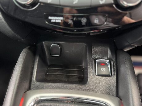 Nissan Qashqai 1.5 dCi Acenta Premium 2WD Euro 5 (s/s) 5dr 38