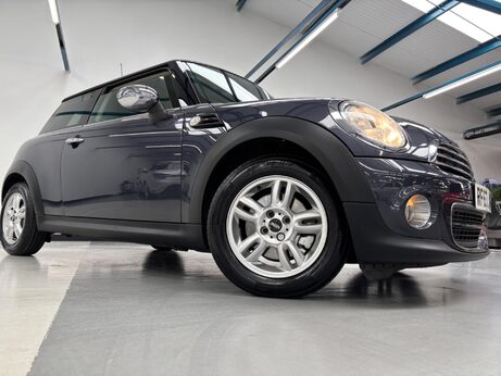 Mini Hatch 1.6 One Euro 5 3dr 30