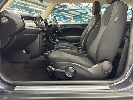 Mini Hatch 1.6 One Euro 5 3dr 76