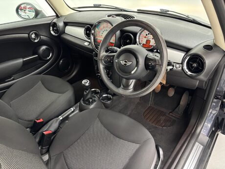 Mini Hatch 1.6 One Euro 5 3dr 52