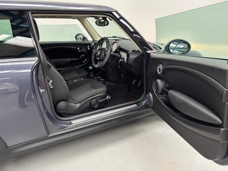 Mini Hatch 1.6 One Euro 5 3dr 44