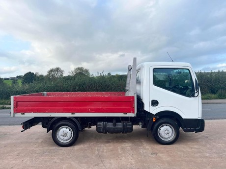 Nissan Cabstar 2.5 dCi 34.11 Basic Chassis Cab 4dr Diesel Manual L1 (110 bhp) 17