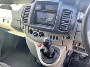 Vauxhall Vivaro 2900CDTI LWB SHR 16