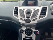 Ford Fiesta ZETEC 14