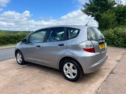 Honda Jazz I-VTEC SE 8