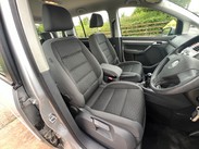 Volkswagen Touran SE TDI 8