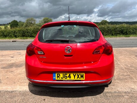 Vauxhall Astra EXCITE 8