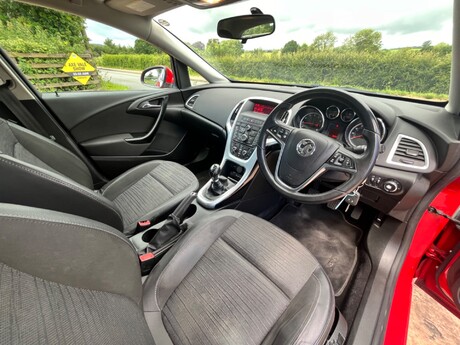 Vauxhall Astra EXCITE 14