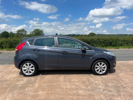 Ford Fiesta ZETEC 16