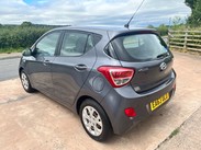 Hyundai i10 SE 9