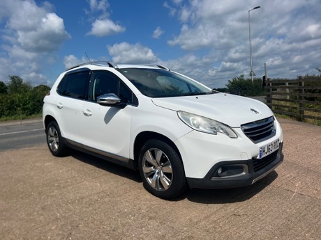 Peugeot 2008 ALLURE 8