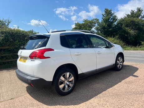 Peugeot 2008 ALLURE 1