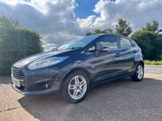 Ford Fiesta ZETEC 9