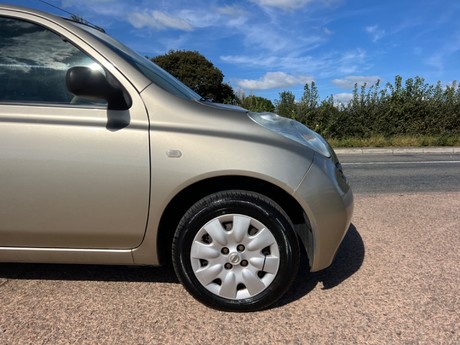 Nissan Micra S 15