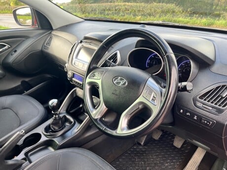 Hyundai ix35 PREMIUM CRDI 4WD 4