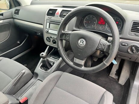 Volkswagen Golf MATCH TDI 3