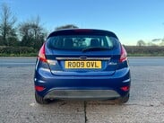 Ford Fiesta ZETEC TDCI 9