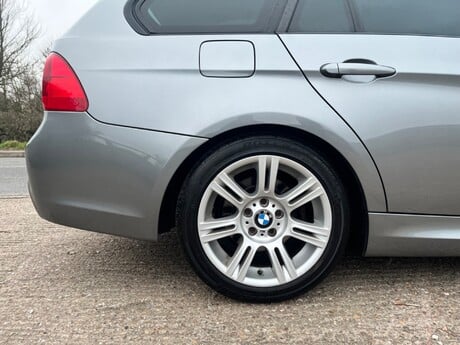 BMW 3 Series 320D M SPORT TOURING 25