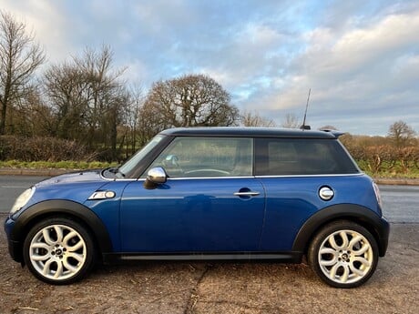 Mini Hatch COOPER S 2