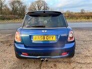 Mini Hatch COOPER S 10