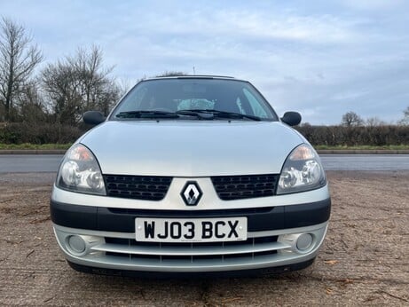 Renault Clio EXPRESSION 16V QUICKSHIFT 5 4