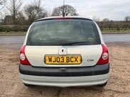 Renault Clio EXPRESSION 16V QUICKSHIFT 5 11