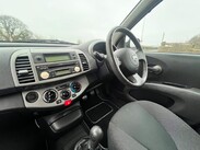 Nissan Micra URBIS 4