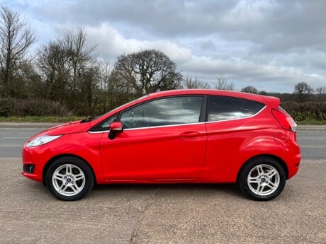 Ford Fiesta ZETEC 5