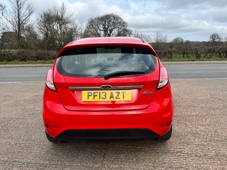 Ford Fiesta ZETEC 7