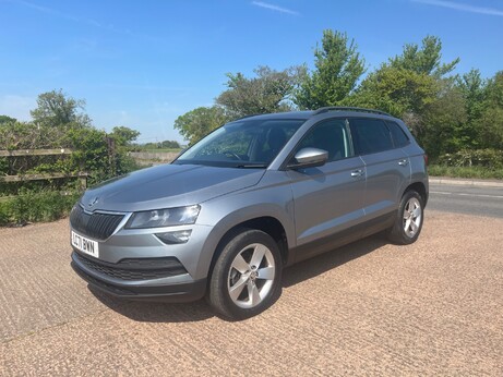 Skoda Karoq SE TSI 2