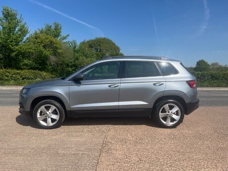 Skoda Karoq SE TSI 5