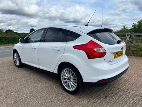 Ford Focus ZETEC 12