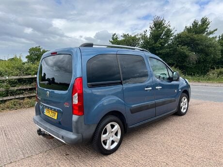 Peugeot Partner TEPEE OUTDOOR HDI 11