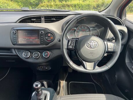 Toyota Yaris VVT-I SPORT 12