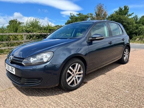 Volkswagen Golf SE TSI 7
