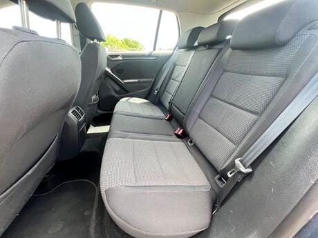 Volkswagen Golf SE TSI 12