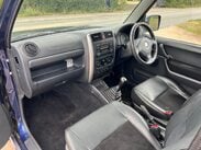 Suzuki Jimny JLX PLUS 13