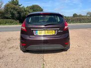 Ford Fiesta ZETEC 16V 9