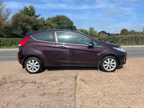 Ford Fiesta ZETEC 16V 3
