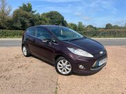 Ford Fiesta ZETEC 16V 1