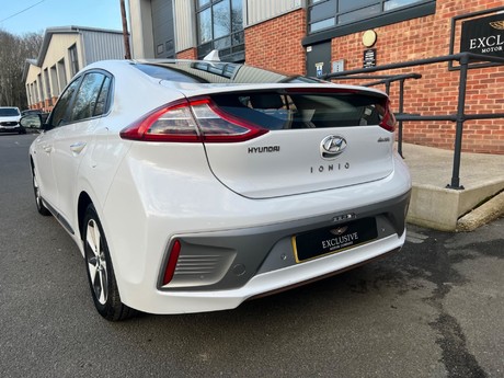 Hyundai IONIQ 28kWh Premium Auto 5dr 12