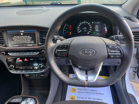 Hyundai IONIQ 28kWh Premium Auto 5dr 33