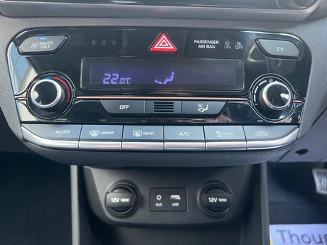 Hyundai IONIQ 28kWh Premium Auto 5dr 37